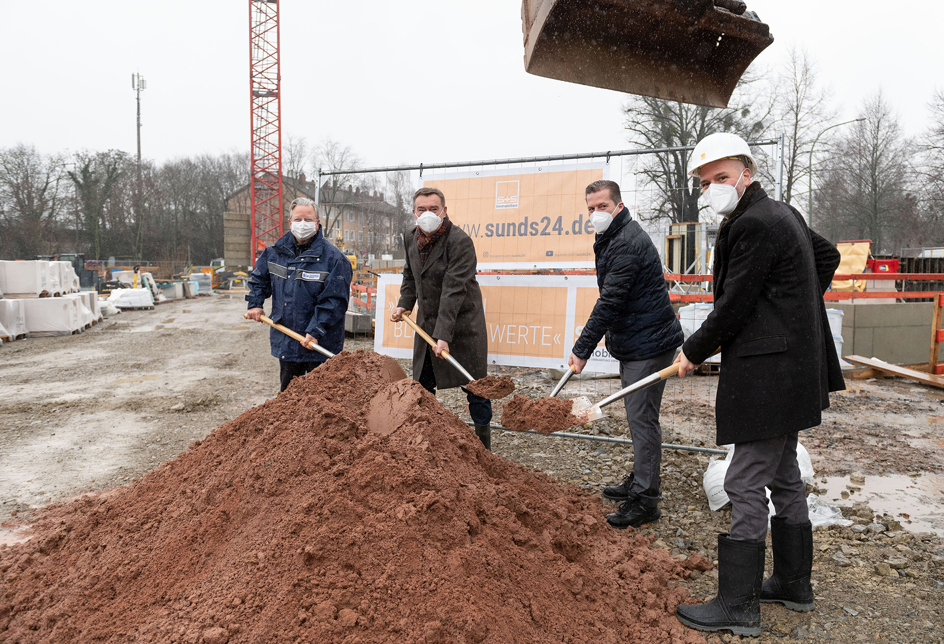 Spatenstich Grimmbogen Hanau