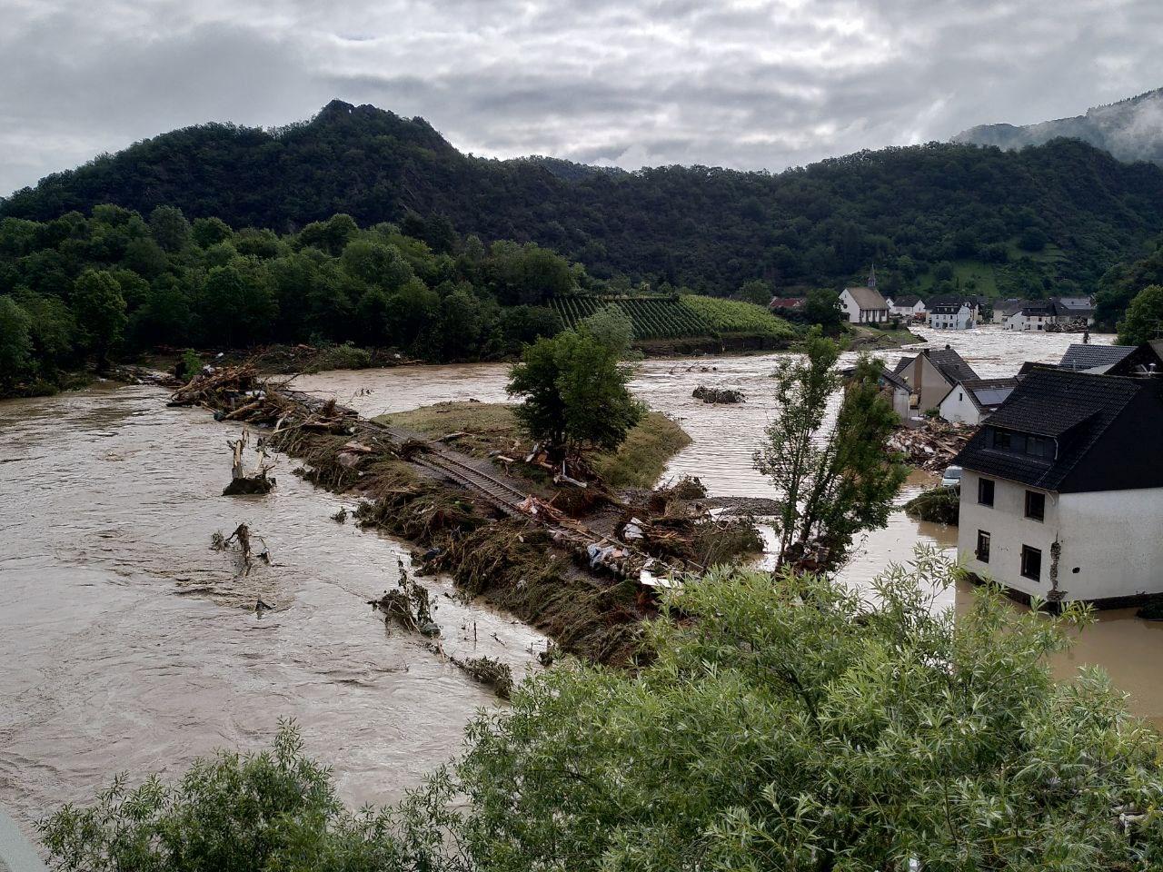 Hochwasser in Altenahr Altenburg