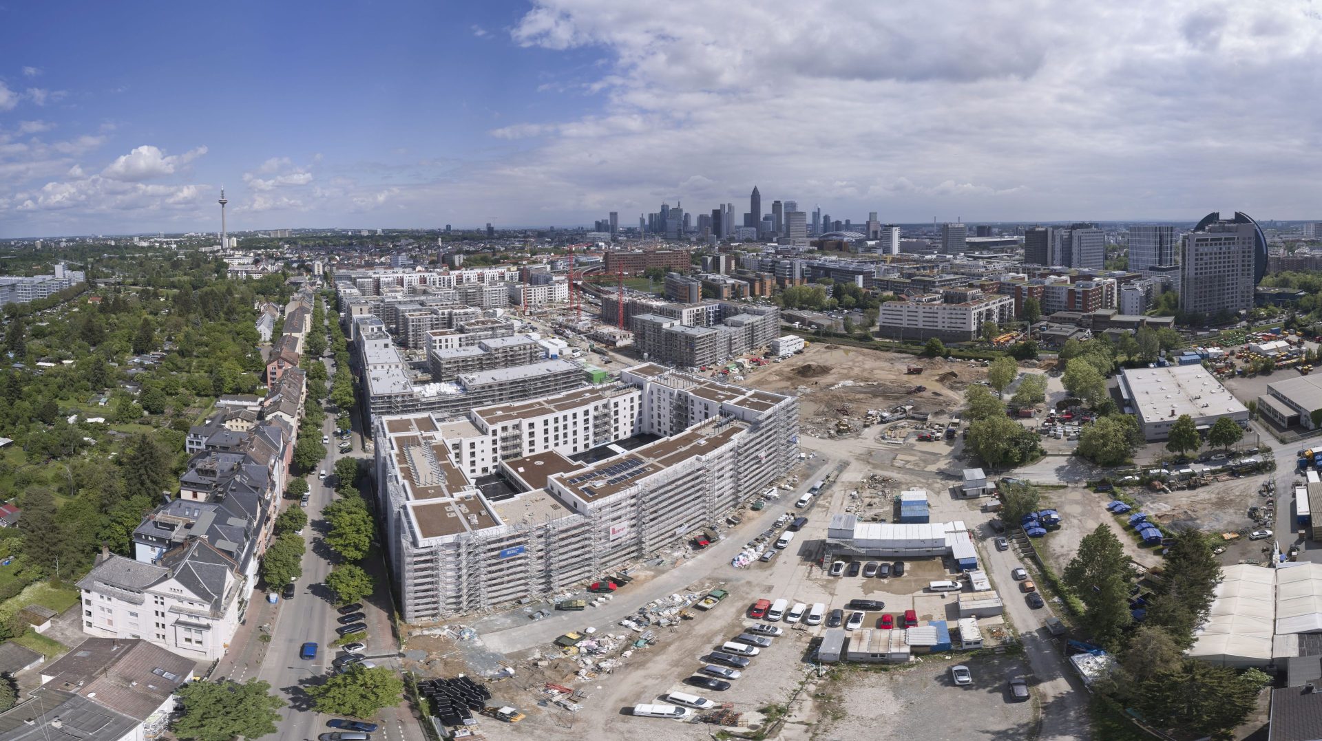 Luftaufnahme von der Baustelle Schönhof-Viertel in Frankfurt-Bockenheim