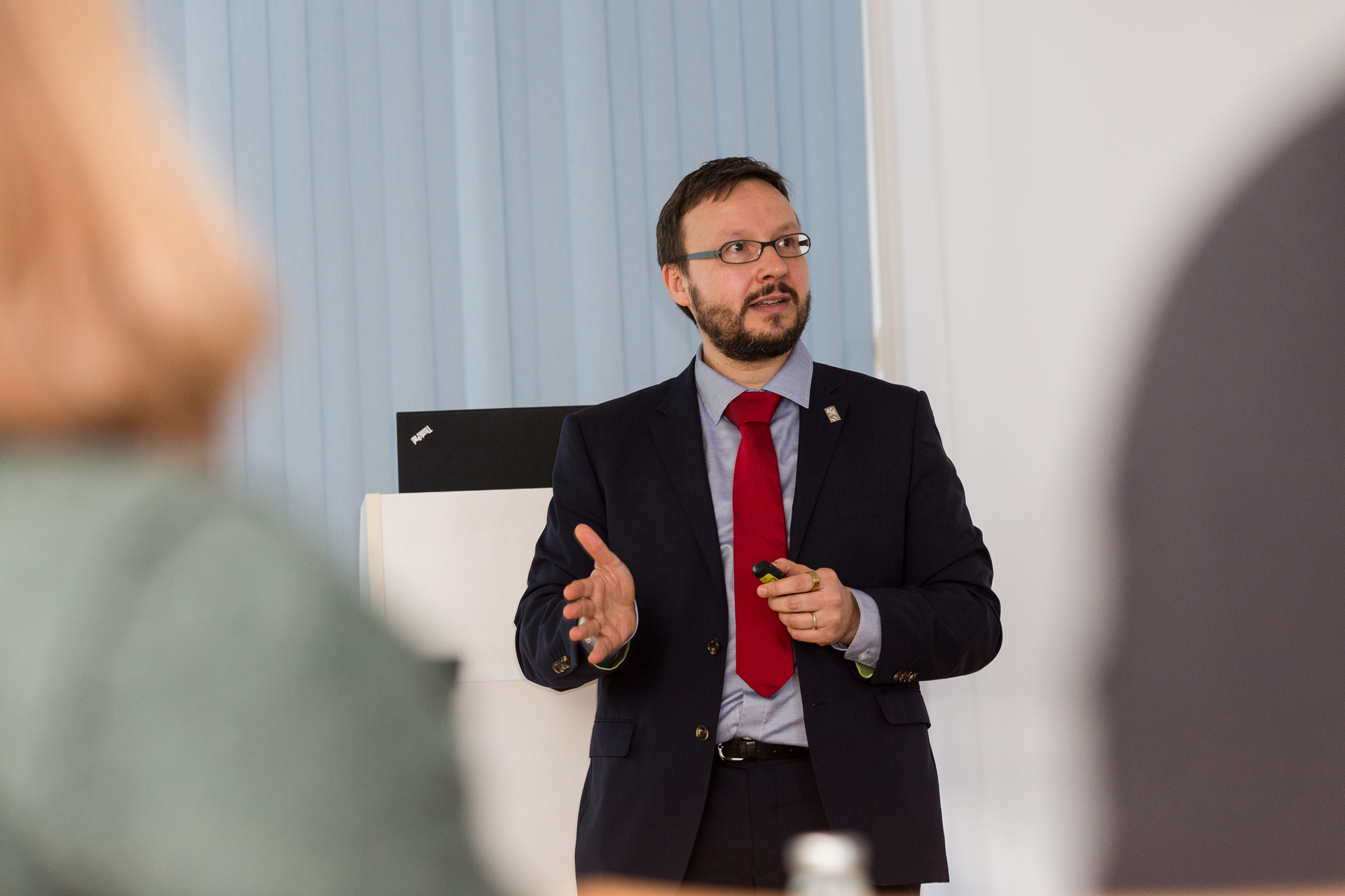 Felix Lüter beim Vortrag zur Initiative Wohnen.2050