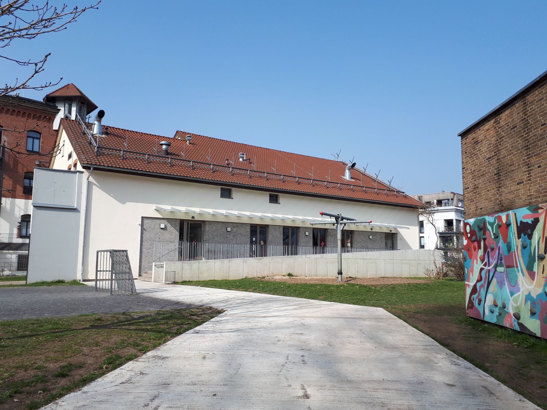 Bild der Unterneustädter Grundschule.