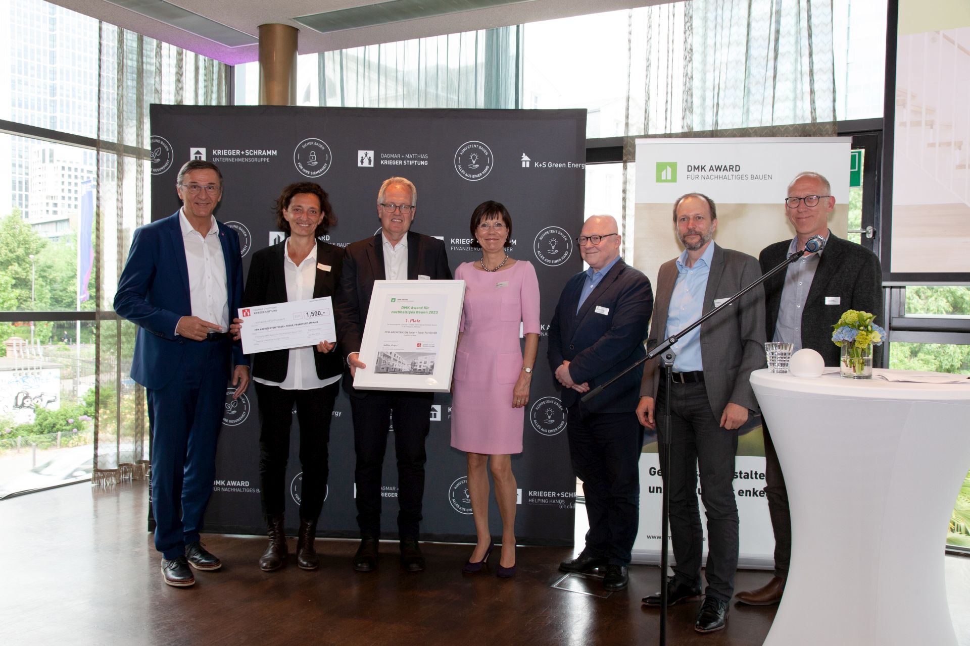 Preisverleihung für den DMK Award.